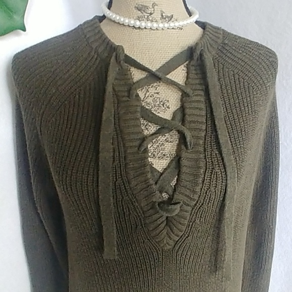 H&M LOGG Tie Up Front Sweater - Picture 2 of 6